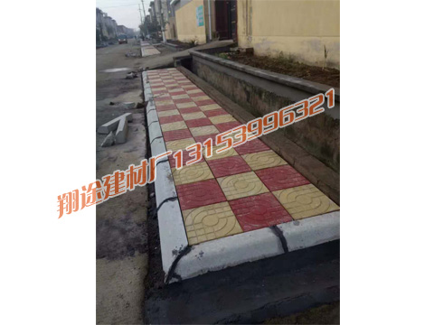 西班牙路麵磚施工